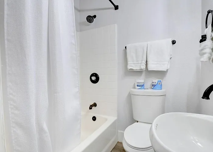 Holiday home Scottsdalestays 6bdrm-4ba-14 Bed-pool-spa-theater.